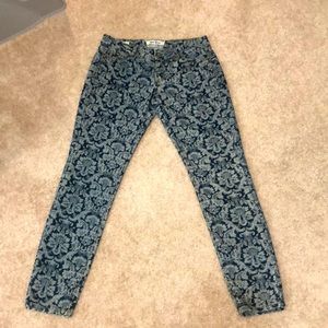 Skinny Jeans, Hot Kiss Size 9